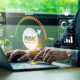 Digitale Risikomanagement-Analyse am Laptop | Brandwache Hamburg